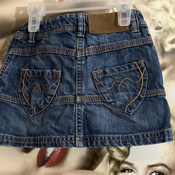 Mexx Denim Skirt in Dark Blue with Pink Embroidery - Picture 5 of 7